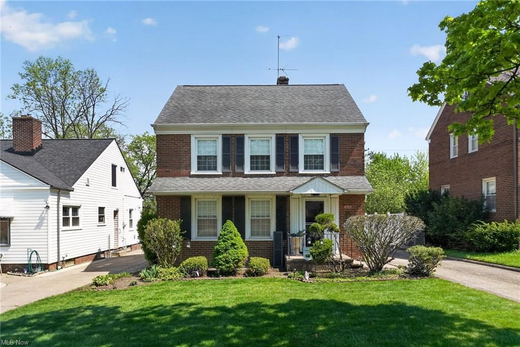 4787 Broadale